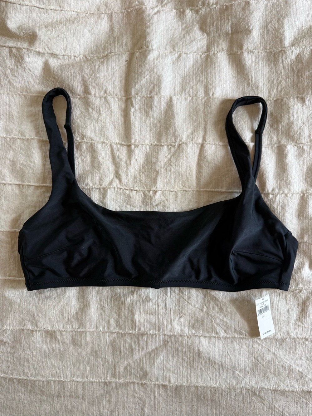 Aerie Black Wireless Scoop bikini top